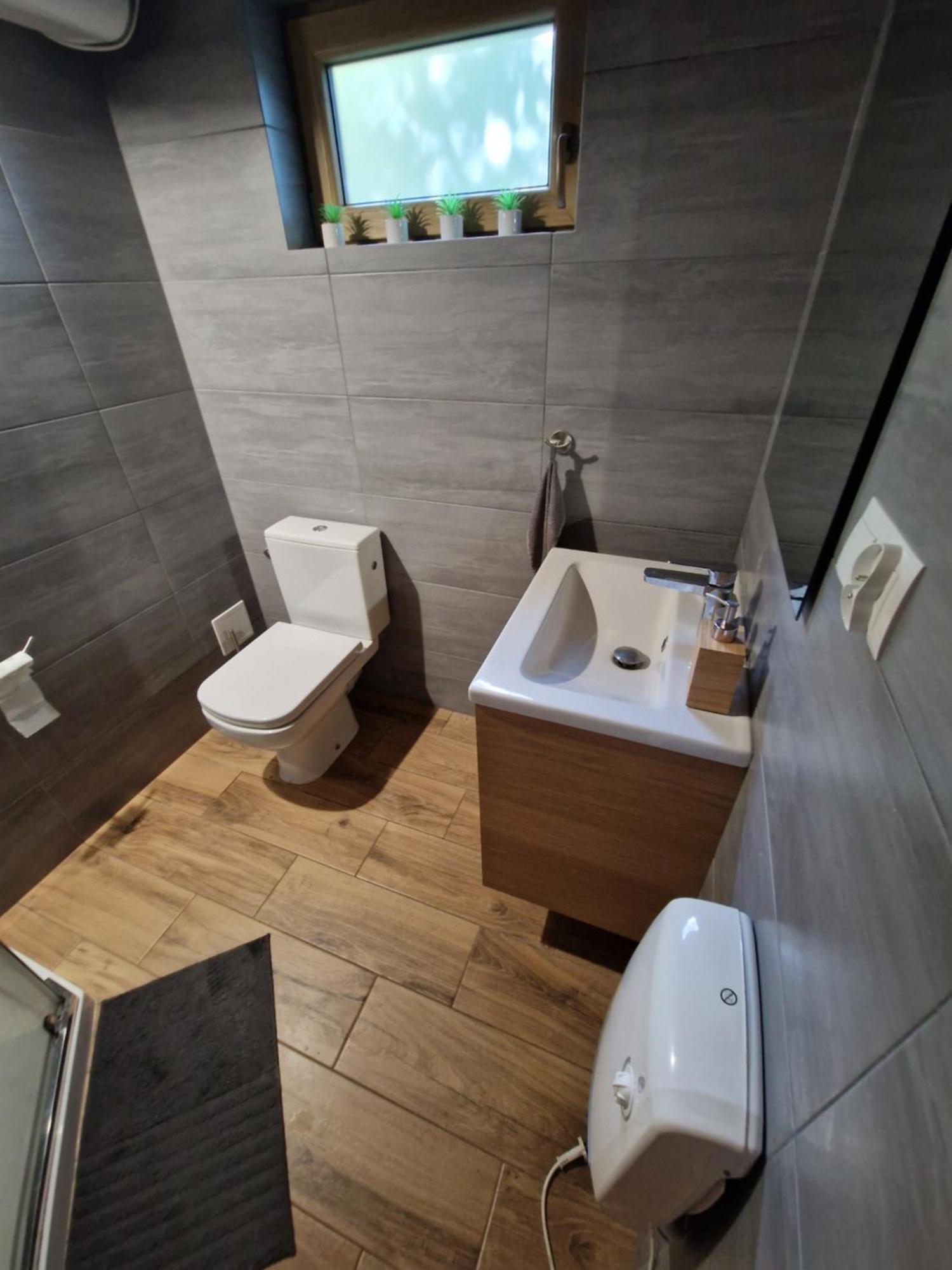 Domek Letniskowy Treby Stare Esterno foto